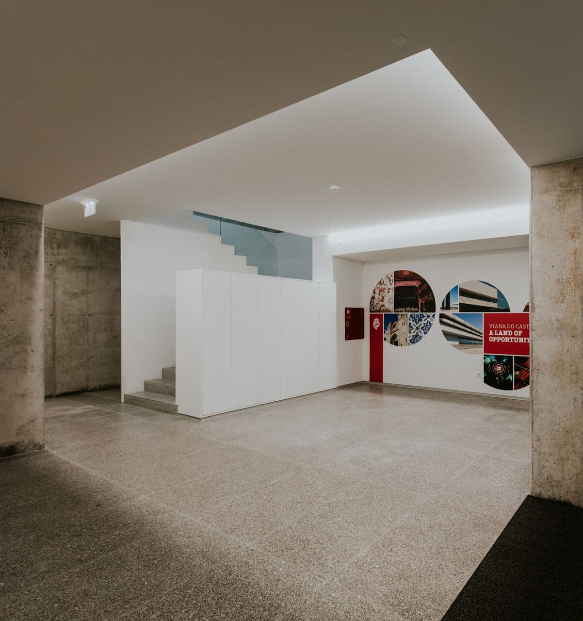 Entrée des installations de D.C.A Building, éditeur du logiciel de suivi de chantier, accueillant maîtres d’ouvrage, assistants à maîtrise d’ouvrage, maîtres d’œuvre et entreprises de travaux souhaitant simplifier la gestion de leurs projets.